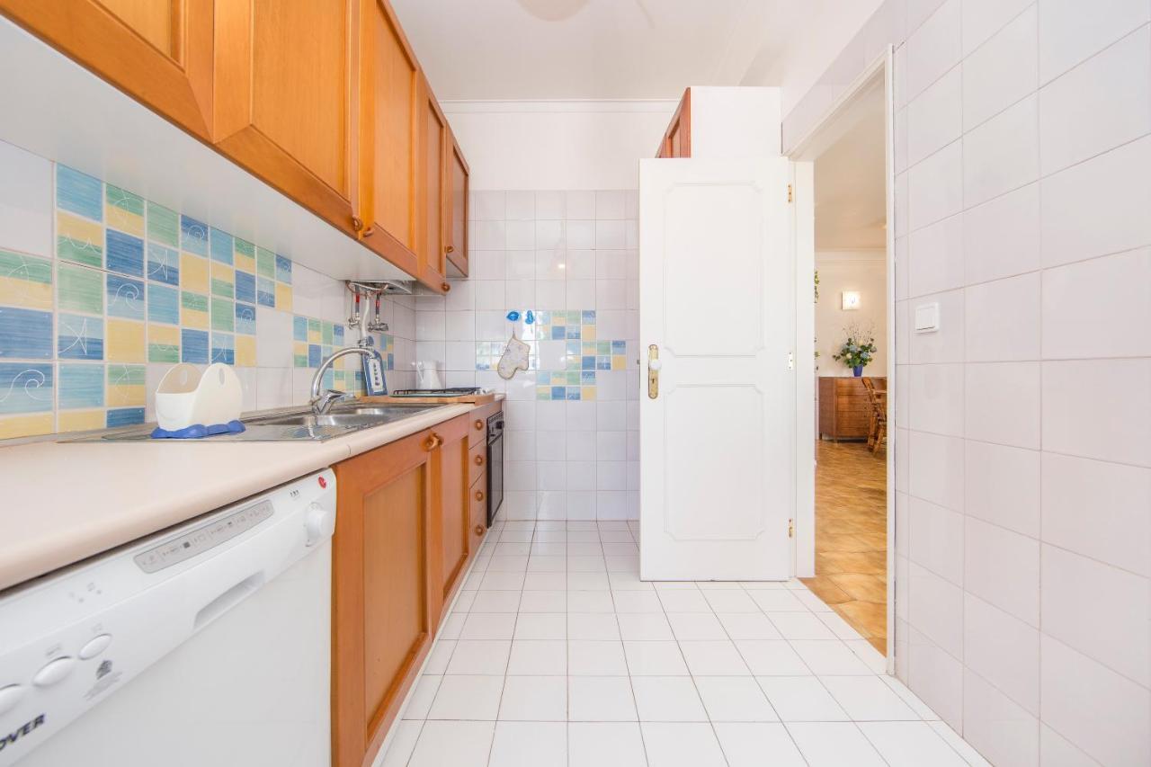 Av. 1º De Maio Apartment Коста да Капарика Екстериор снимка